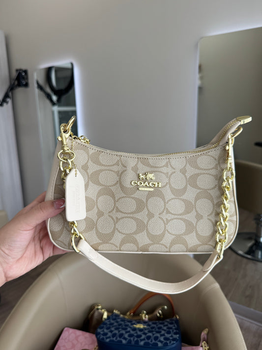 Light beige C bag